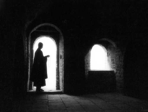 人生的门－僧人