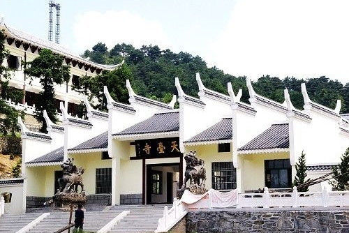 湖北红安天台寺