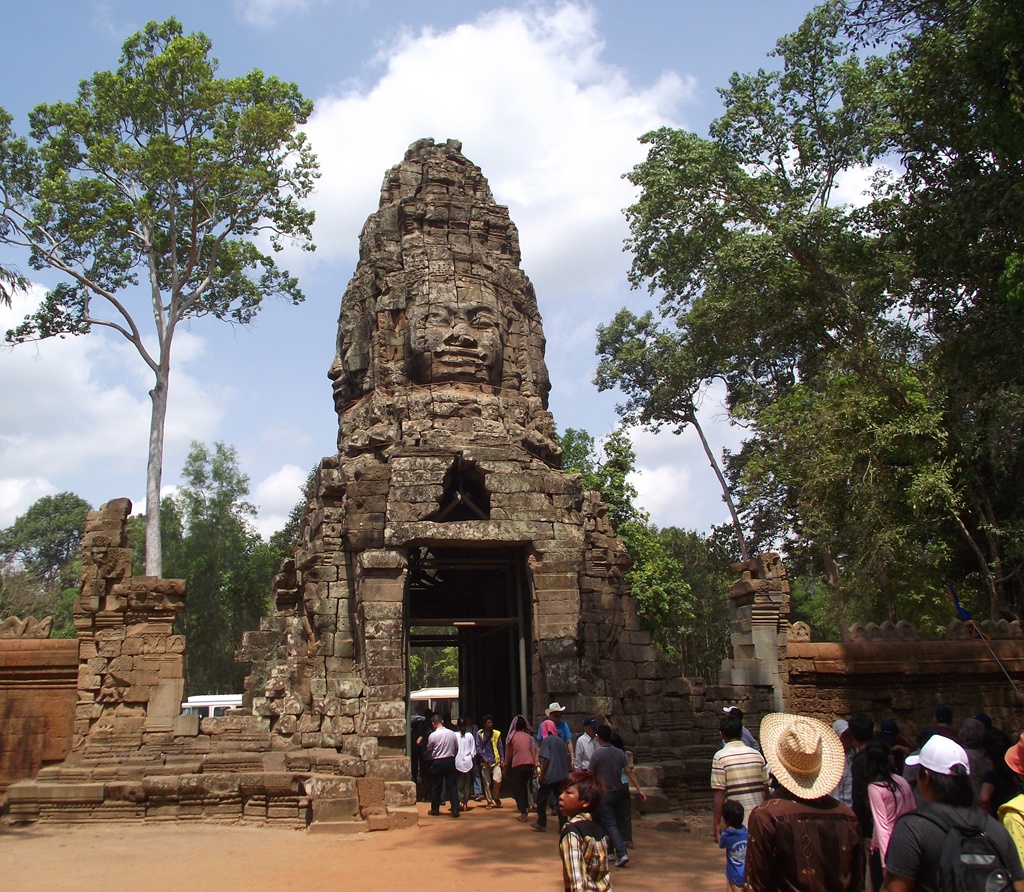 柬埔寨的佛塔有什么特点?